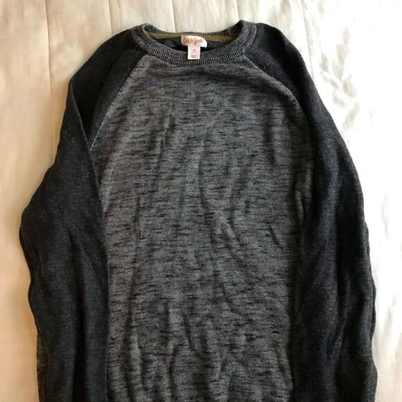 Cat and Jack boys light weight sweatshirt size XL - Picture 1 of 2